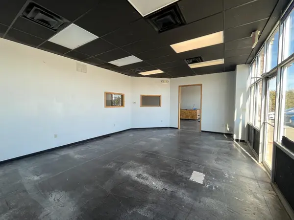 210 S Centennial Dr, Mcpherson, KS 67460