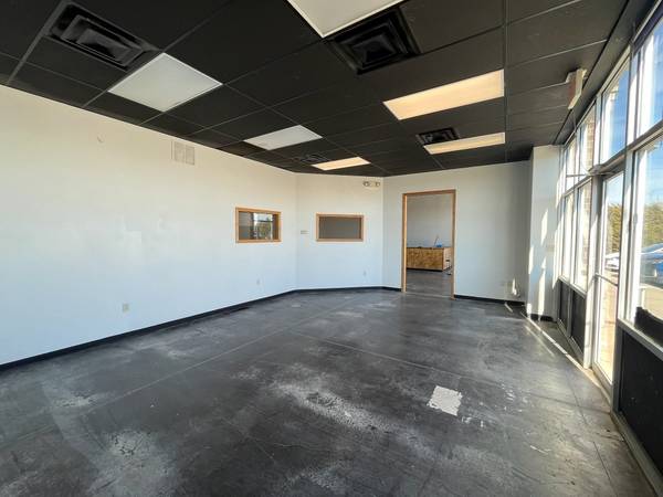 210 S Centennial Dr, Mcpherson, KS 67460