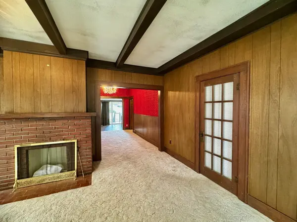 1006 N Washington Ave, Wellington, KS 67152