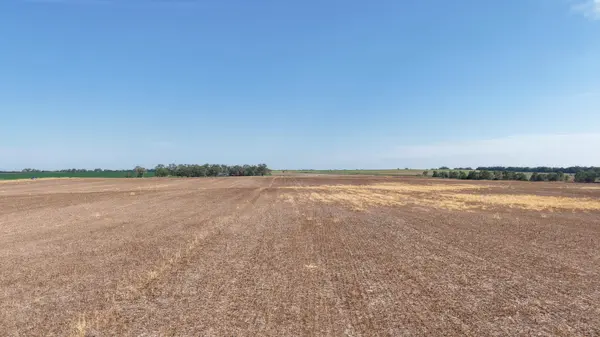 00000 Barn Road, Solomon, KS 67480