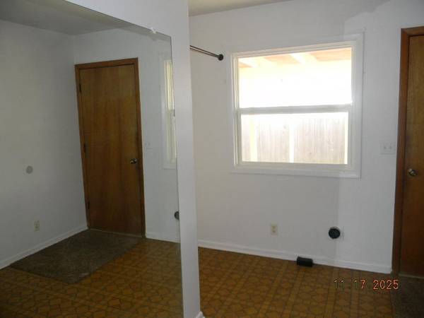 354 N Slade, Haysville, KS 67060