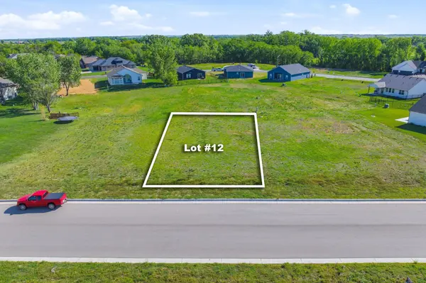 324 W Cherry Oaks St, Cheney, KS 67025