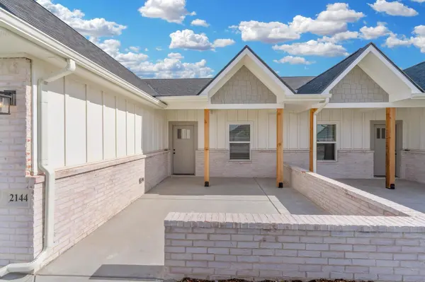 2144 E Elk Ridge Ave, Goddard, KS 67052