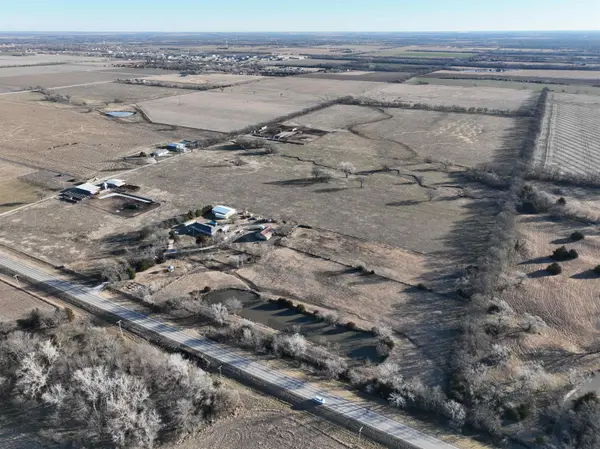 4608 SW Butler Rd, Benton, KS 67017