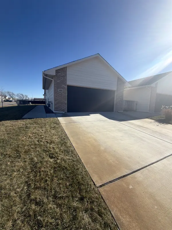 4501-4503 N Sandplum St, Wichita, KS 67205