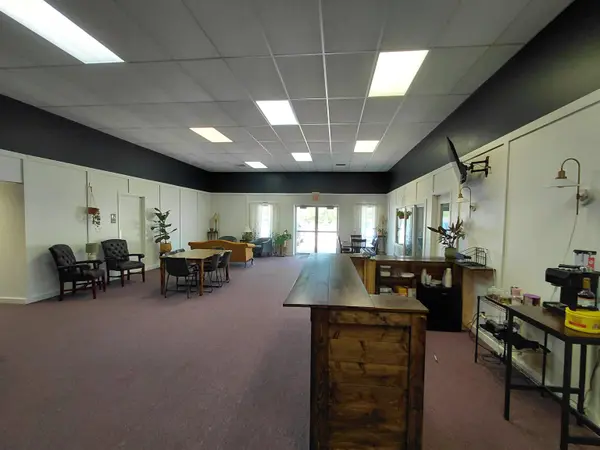 326 W Botkin St, Wellington, KS 67152