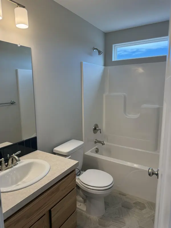 2373 S Saddle Cir, Wichita, KS 67235