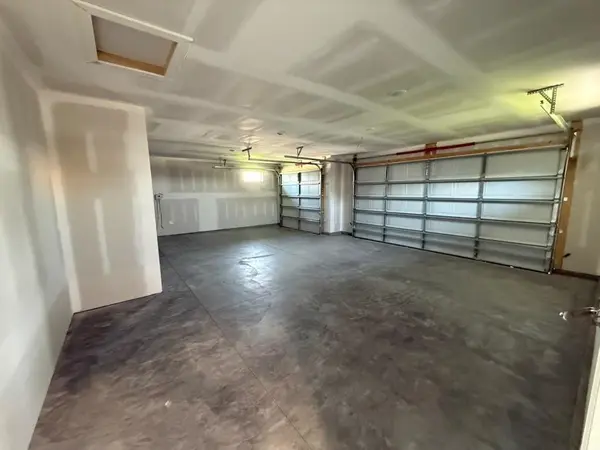 9002 E Forbes Cir., Bel Aire, KS 67226