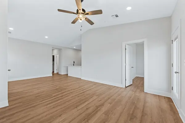 809 S Jay, Valley Center, KS 67147-8948