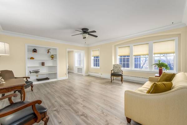 115 S Rutan Ave 5 E, Wichita, KS 67218