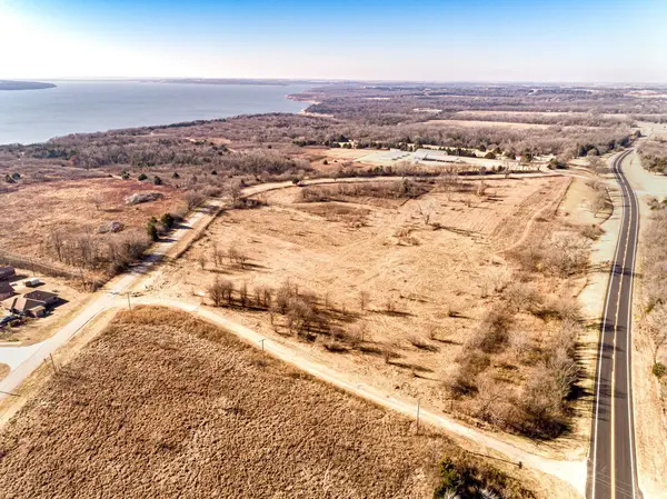 646 W Grandview Dr., Kaw City, OK 74641
