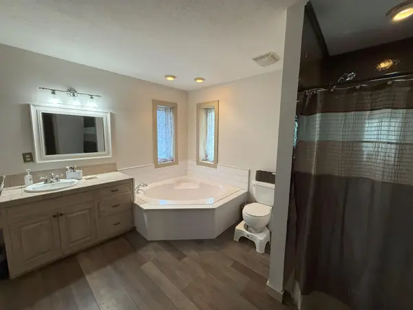 4412 N Turner Lane, Salina, KS 67401