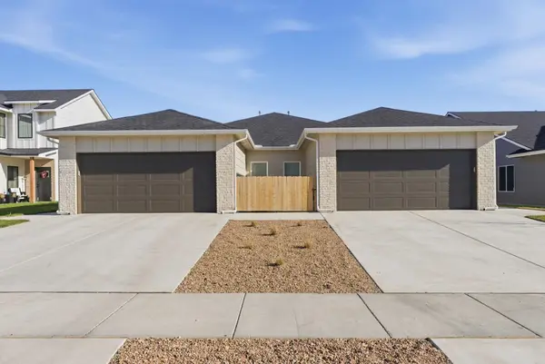 3739 W Longleaf St, Wichita, KS 67205
