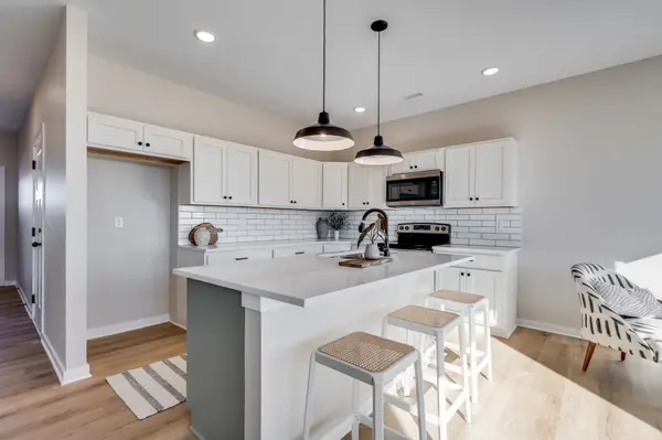 3975 W Longleaf St, Wichita, KS 67205