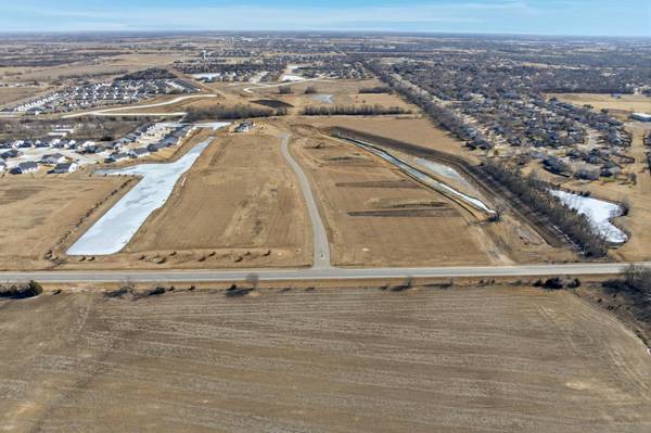 5140 Prairie Ct N, Bel Aire, KS 67220