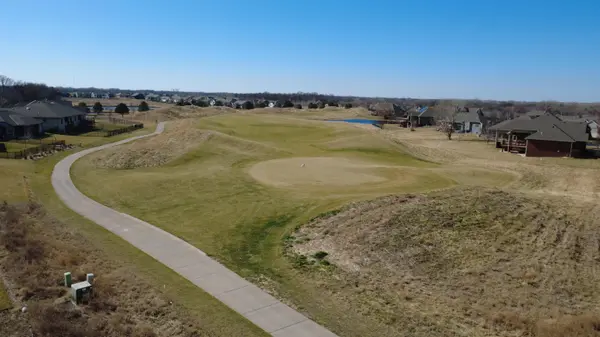 1701 Casey, Newton, KS 67114