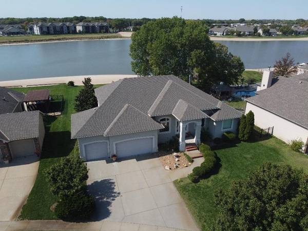 3125 N Ridge Port St, Wichita, KS 67205