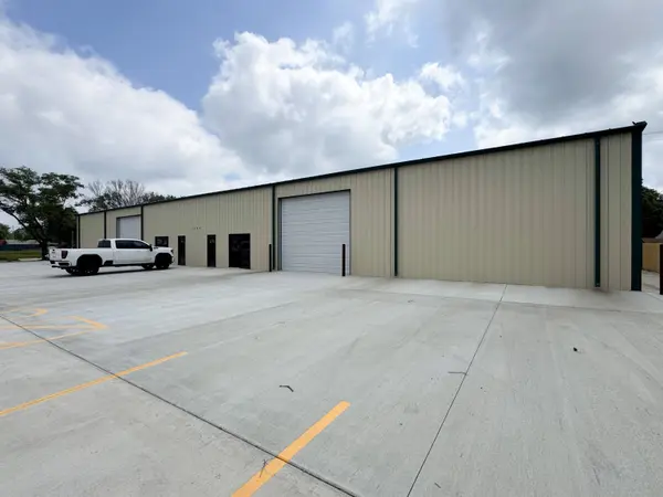 1302 S Washington, Wichita, KS 67211