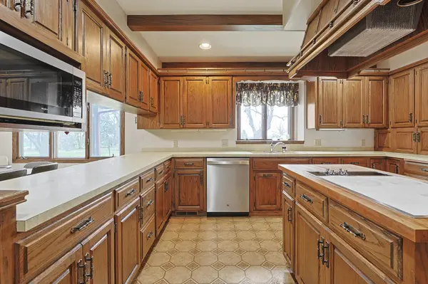 1962 30th, Peabody, KS 66866