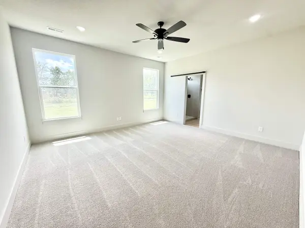 5408 N Toben Ct, Bel Aire, KS 67226