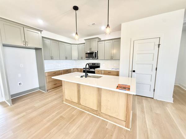 5408 N Toben Ct, Bel Aire, KS 67226