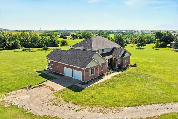 1140 W Hidden Springs Rd, Salina, KS 67401