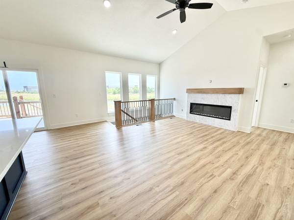 5432 N Toben Ct, Bel Aire, KS 67226
