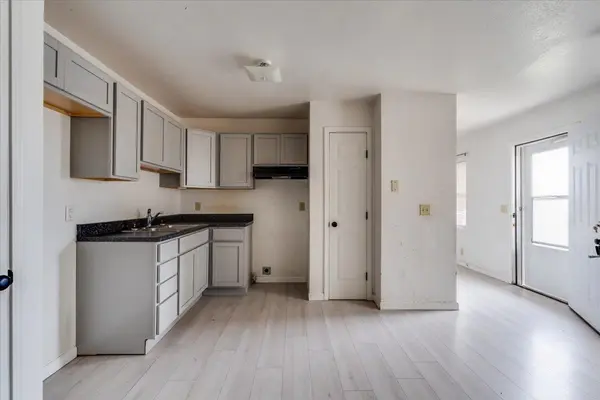 1608 E Catalina St, Wichita, KS 67216