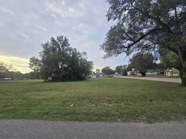 Lot 6 Ames, Winfield, KS 67156