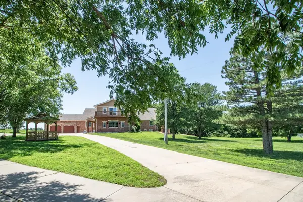 1677 E 120th Avenue North, Mulvane, KS 67110