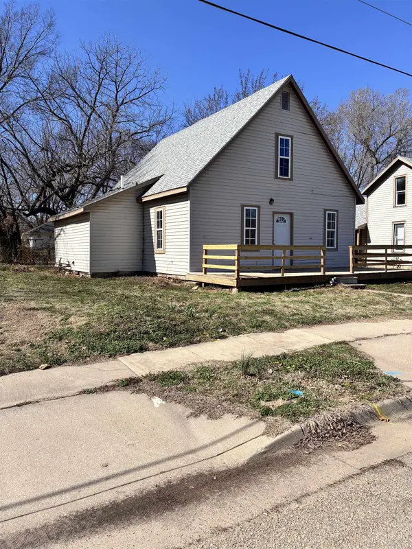 817 N gordy, El Dorado, KS 67042