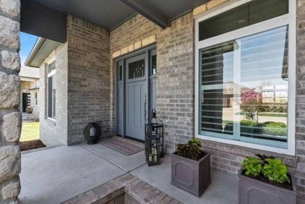 4724 N Elk Creek Dr, Wichita, KS 67226