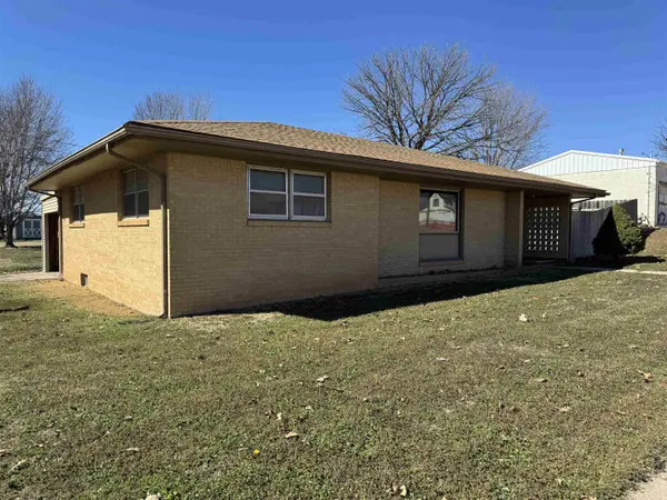 435 Coronado St, Kingman, KS 67068