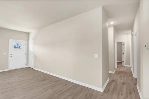 2896 S Maize Ct, Wichita, KS 67215