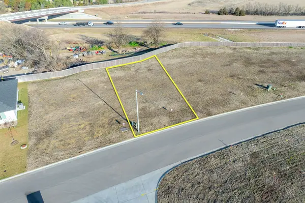 901 N Speyside, Andover, KS 67002