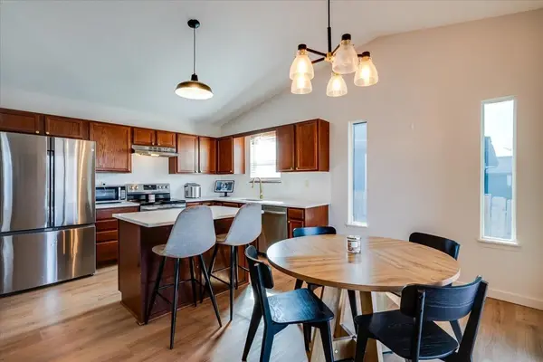 241 S Stoneridge St, Valley Center, KS 67147