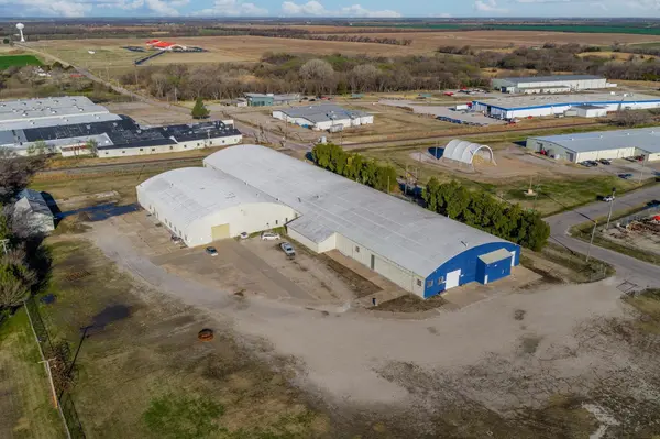 202 E Hillside, Wellington, KS 67152