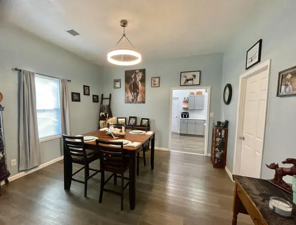 1327 N 2nd, Arkansas City, KS 67005