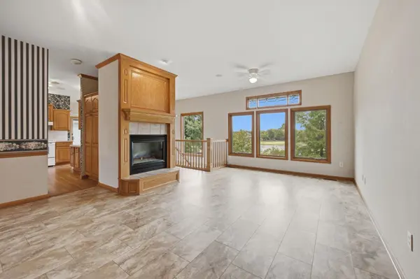 1660 E Kay St, Derby, KS 67037