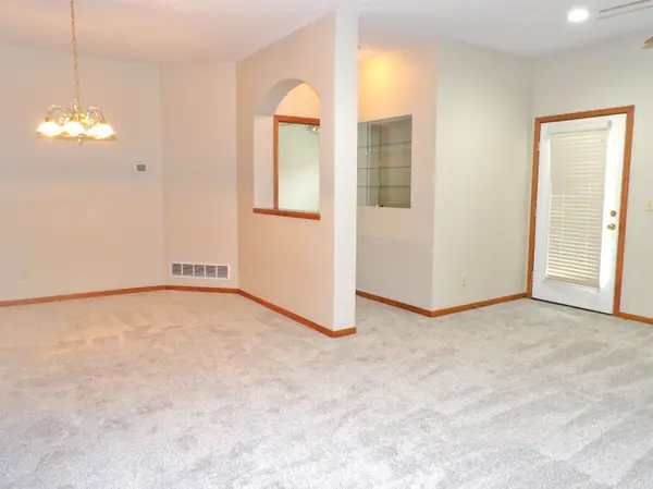 3121 W Westwind Bay, Wichita, KS 67205