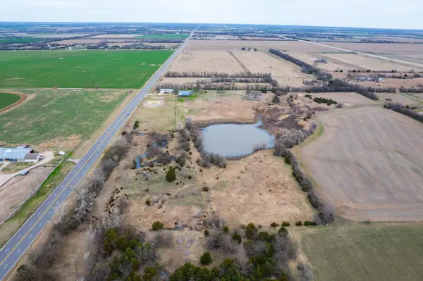 0000 N Broadway Ave, Valley Center, KS 67147