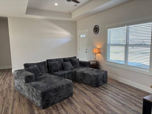 108 E 5th St, Solomon, KS 67480