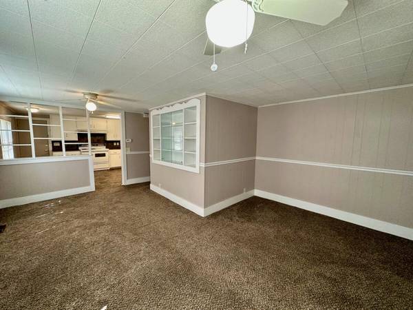 1208 W 6th Ave, El Dorado, KS 67042