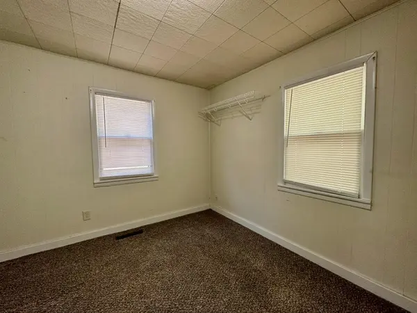 1208 W 6th Ave, El Dorado, KS 67042