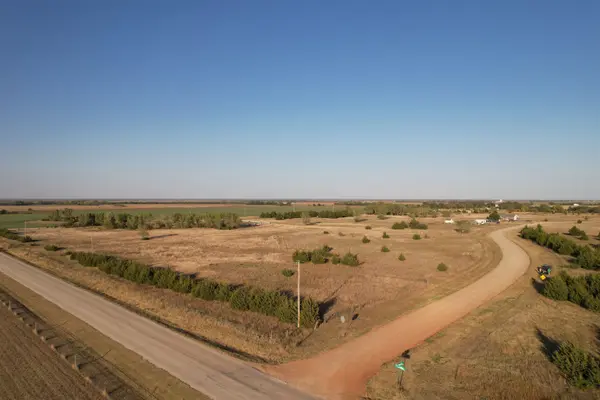 1665 W Bryce Dr., Milton, KS 67106