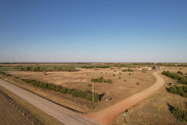 1673 W Bryce Dr., Milton, KS 67106