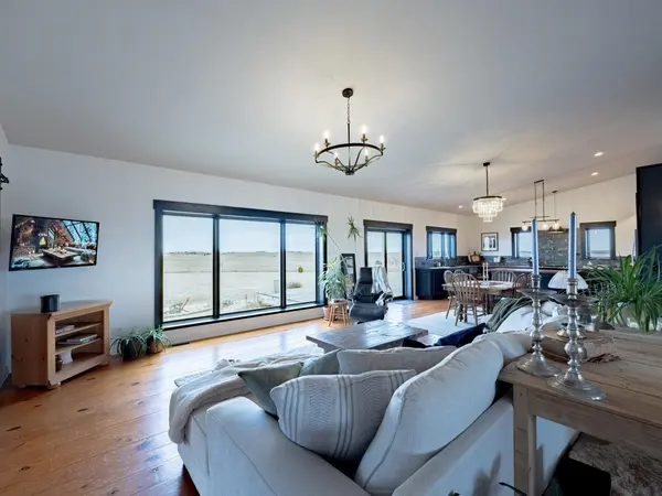 1335 Quartz Rd, Minneapolis, KS 67467