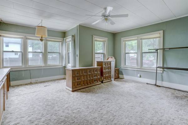 404 N 2nd St, Arkansas City, KS 67005
