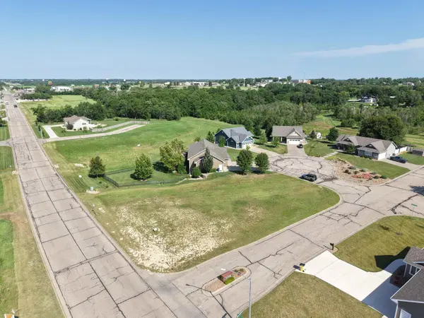 400 Ridge Road, Abilene, KS 67410