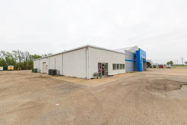 890 N Hwy 14, Harper, KS 67058